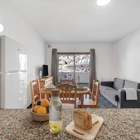 Appartement Blue Pool Floritas *