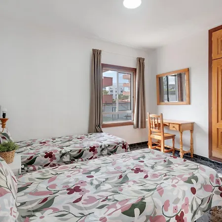 Blue Pool Floritas Appartement *